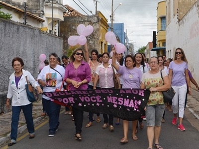 Dia Internacional da Mulher é comemorado com marcha em Parnaíba