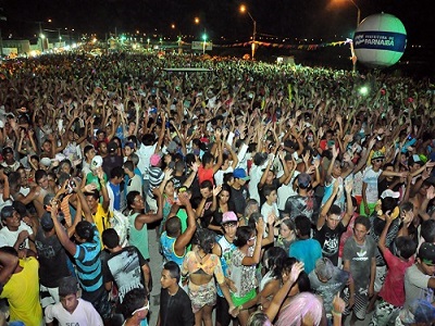 Prefeitura de Parnaíba agradece ao público sucesso do Carnaval 2014