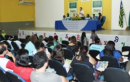 Educadores prestigiam abertura do II Seminário Municipal do PNAIC