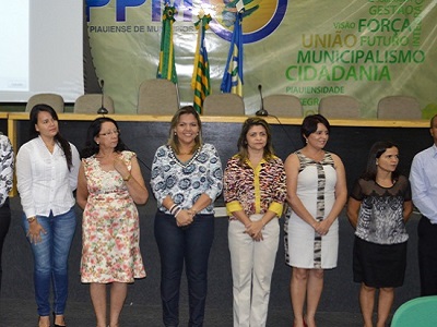 Flaviana Veras é reeleita presidente do Coegemas Piauí