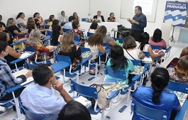 Gestores da rede pública municipal de ensino iniciam formação continuada