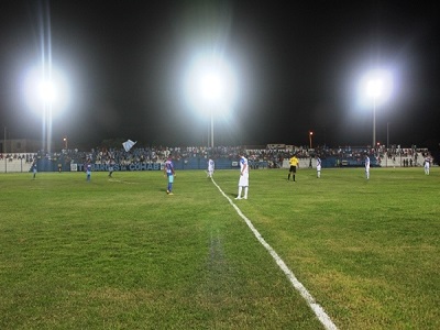 Estádio Municipal Pedro Alelaf recebe nova iluminação