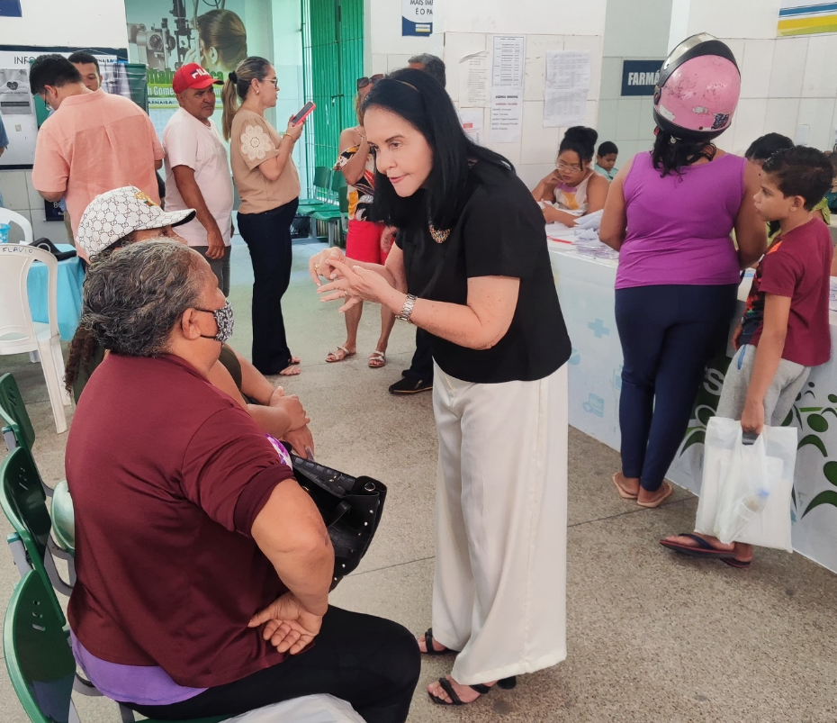 Experiente, humana e sensível com os vulneráveis, secretária Adalgisa acompanha mutirão da Catarata em Parnaíba