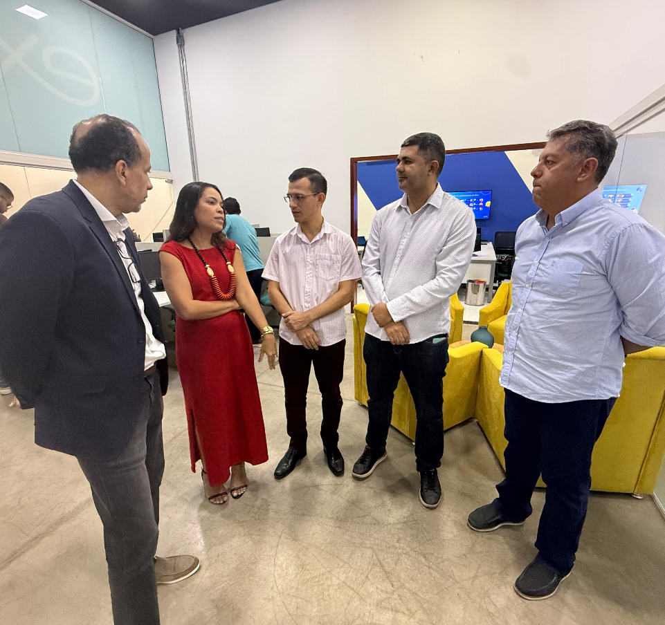 Gestores da Prefeitura de Parnaíba conhecem estrutura e propostas de inovação da EXA Tecnologia