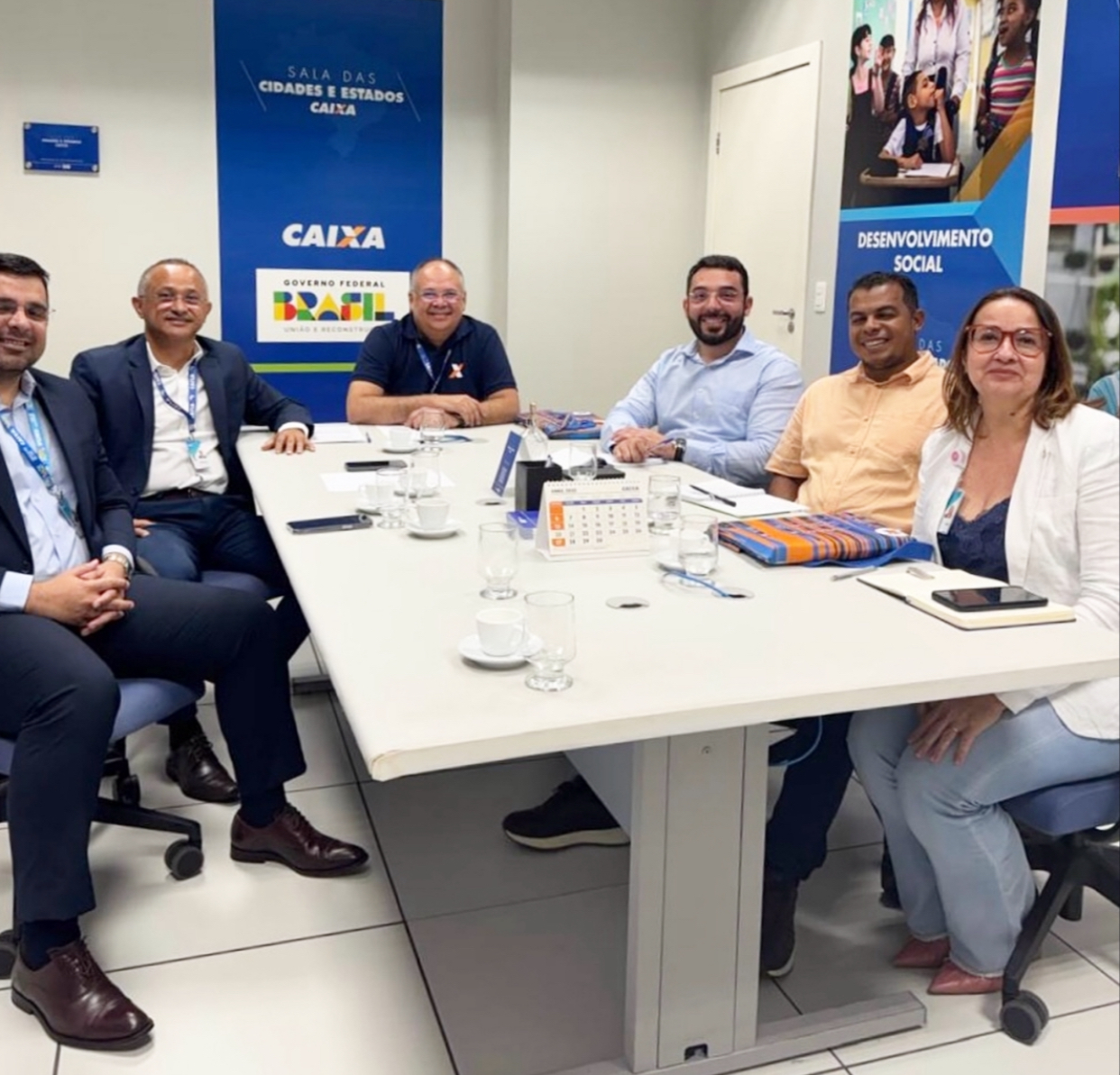 Em reunião na Caixa Econômica Federal, Prefeito Francisco Emanuel trata de convênios para obras e projetos estruturantes em Parnaíba Em reunião na Caixa Econômica Federal, Prefeito Francisco Emanuel trata de convênios para obras e projetos estruturantes em Parnaíba