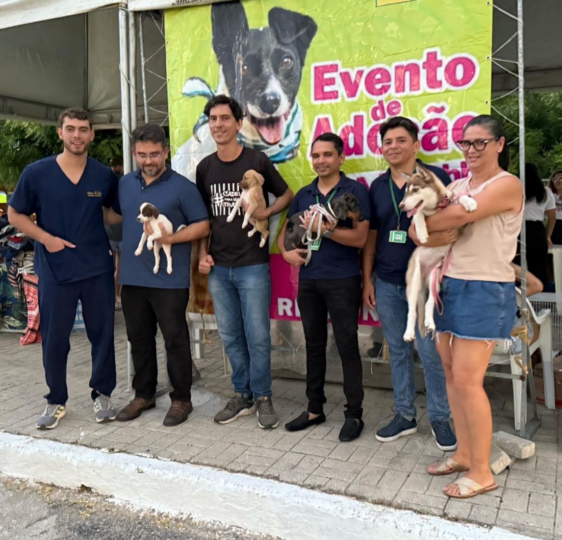 Prefeitura de Parnaíba realiza feira de adoção de animais, orientação e vacinação antirrábica