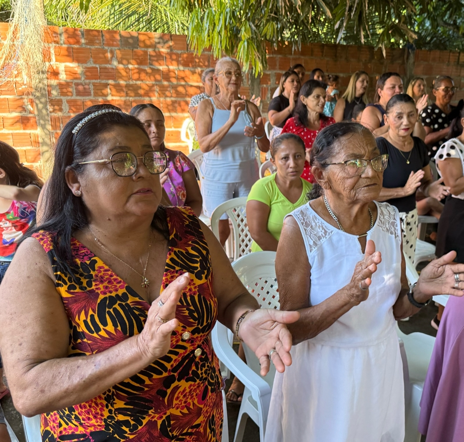 SEDESC homenageia mães no CRAS Baixa da Carnaúba