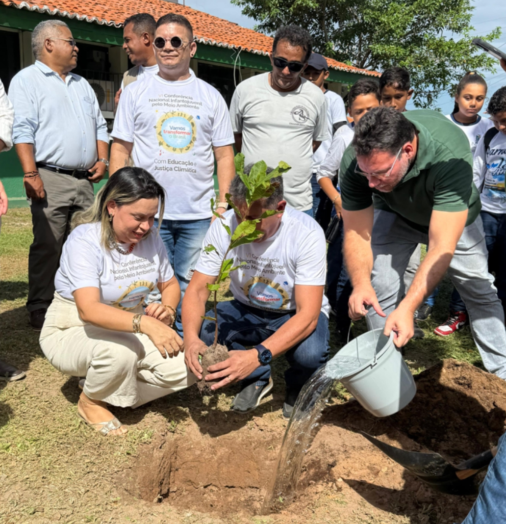 Prefeitura de Parnaíba realiza ação de conscientização sobre a VI Conferência Nacional Infantojuvenil pelo Meio Ambiente