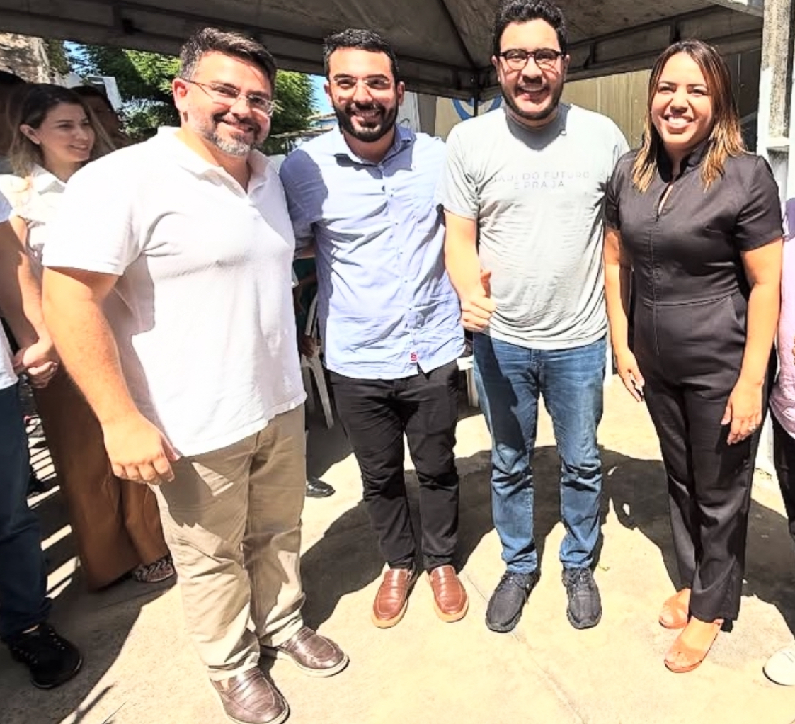 Prefeito Francisco Emanuel acompanha mutirão de cirurgias de catarata que beneficia milhares de pessoas em Parnaíba e região Prefeito Francisco Emanuel acompanha mutirão de cirurgias de catarata que beneficia milhares de pessoas em Parnaíba e região