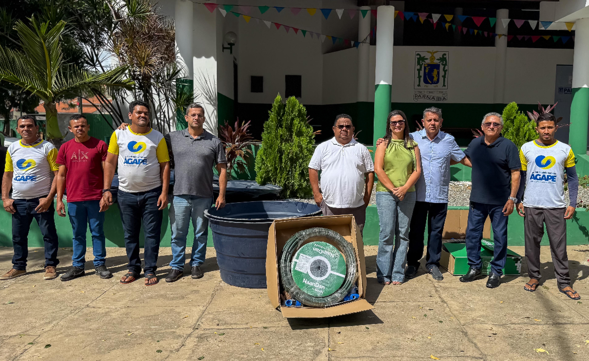 Trabalhadores rurais recebem kits de irrigação que vão melhorar produtividade agrícola em Parnaíba