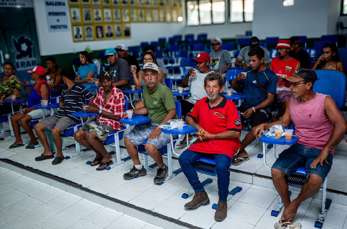 Prefeito Francisco Emanuel determina que gestores municipais auxiliem catadores na criação de cooperativa dos trabalhadores Prefeito Francisco Emanuel determina que gestores municipais auxiliem catadores na criação de cooperativa dos trabalhadores