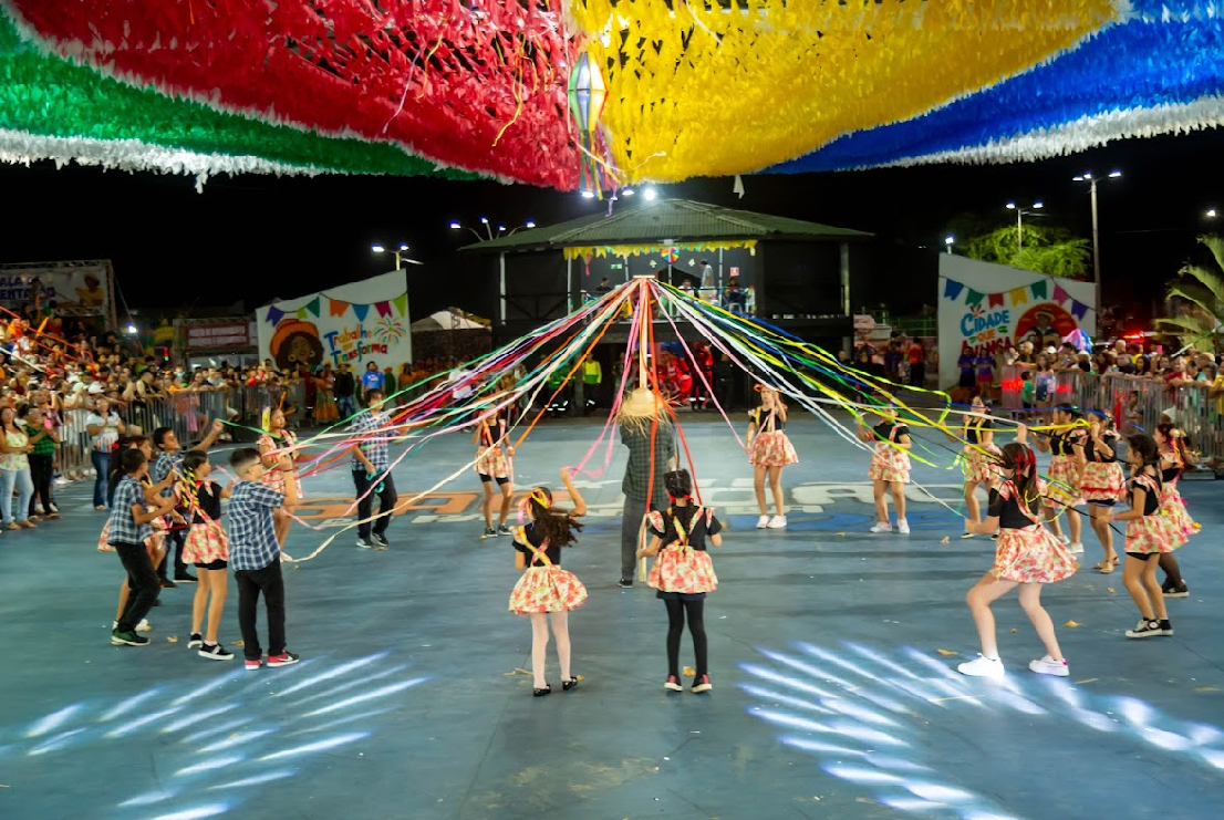 Estudantes das escolas municipais dão show à parte nas apresentações no XXIII São João da Parnaíba 2025