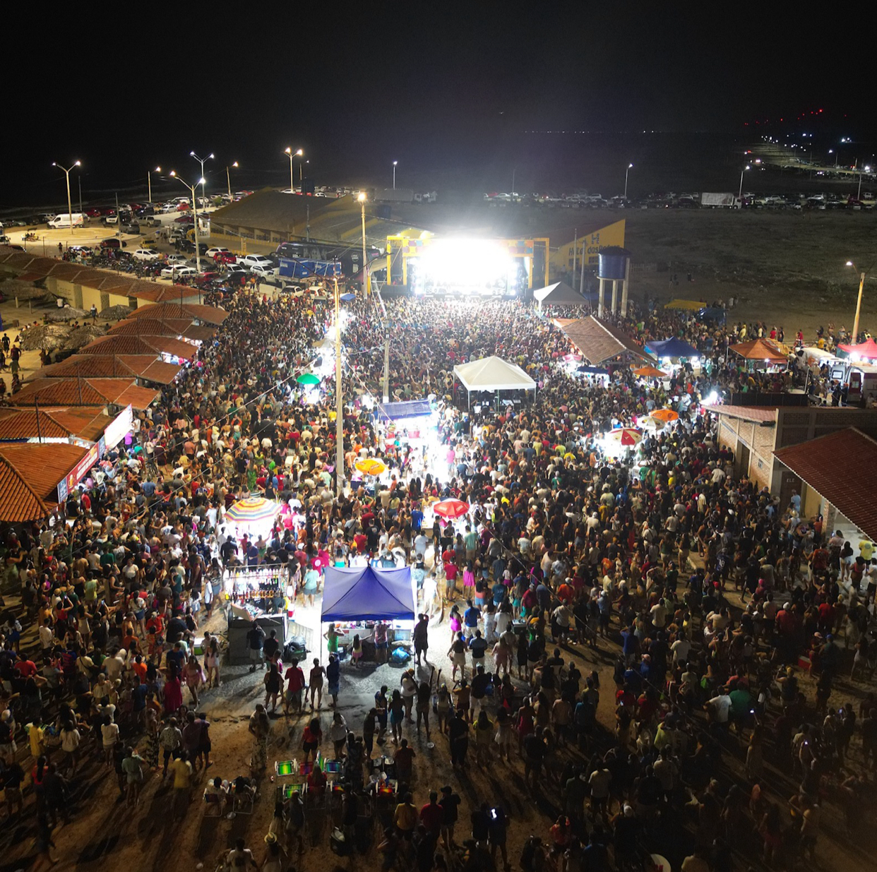 Parnaíba Fest Férias 2025: grande público em show musical na Pedra do Sal marca sucesso do evento