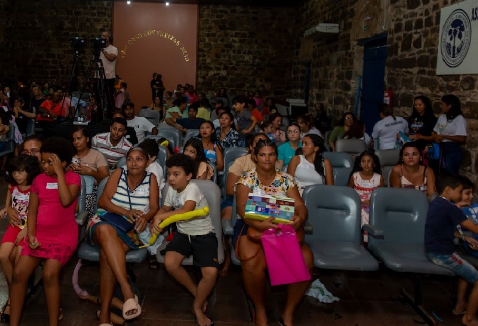 Secretário Thiago Judah participa do encerramento do projeto Mente em Foco em Parnaíba, com entrega de laudos sobre níveis de autismo Secretário Thiago Judah participa do encerramento do projeto Mente em Foco em Parnaíba, com entrega de laudos sobre níveis de autismo