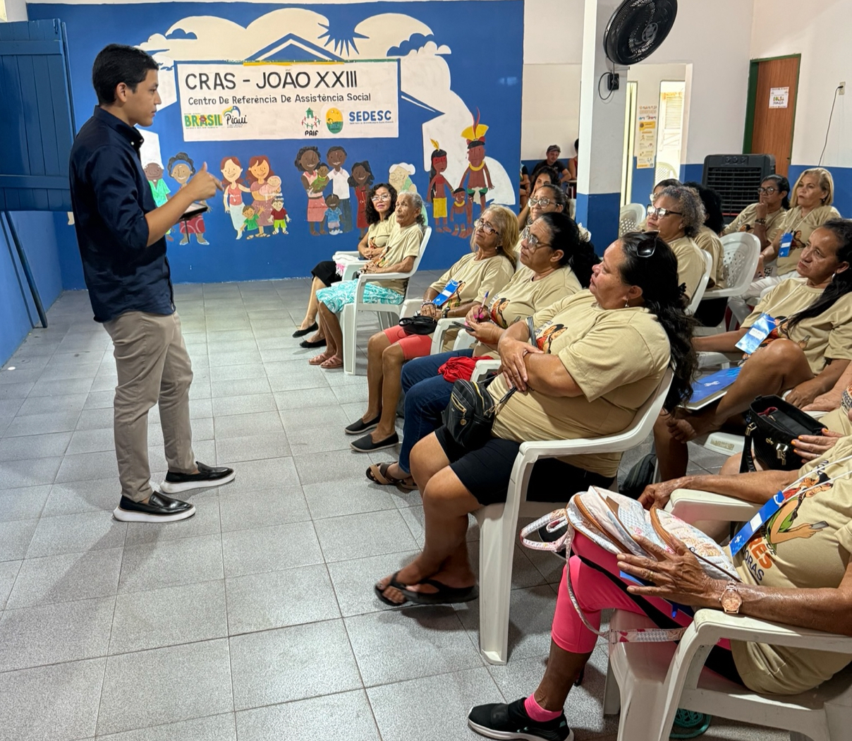 SEDESC, SUPCOM E SEBRAE realizam palestra inspiradora sobre Comunicação e Marketing Digital para mulheres empreendedoras atendidas no CRAS João XXIII