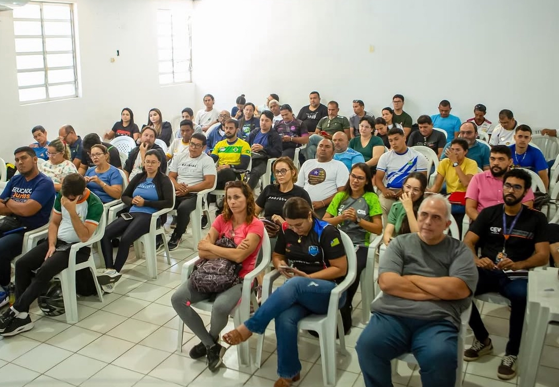 SEDUC municipal realiza reunião para tratar de preparativos do 48º Jogos Escolares de Parnaíba