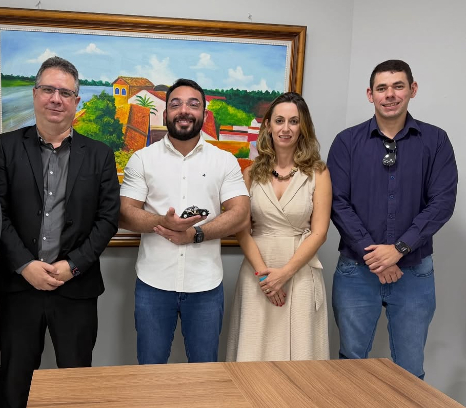 Prefeito Francisco Emanuel recebe visita institucional da Superintendente da Polícia Federal no Piauí, Melissa Maximino Pastor, para acordo técnico entre as instituições em Parnaíba