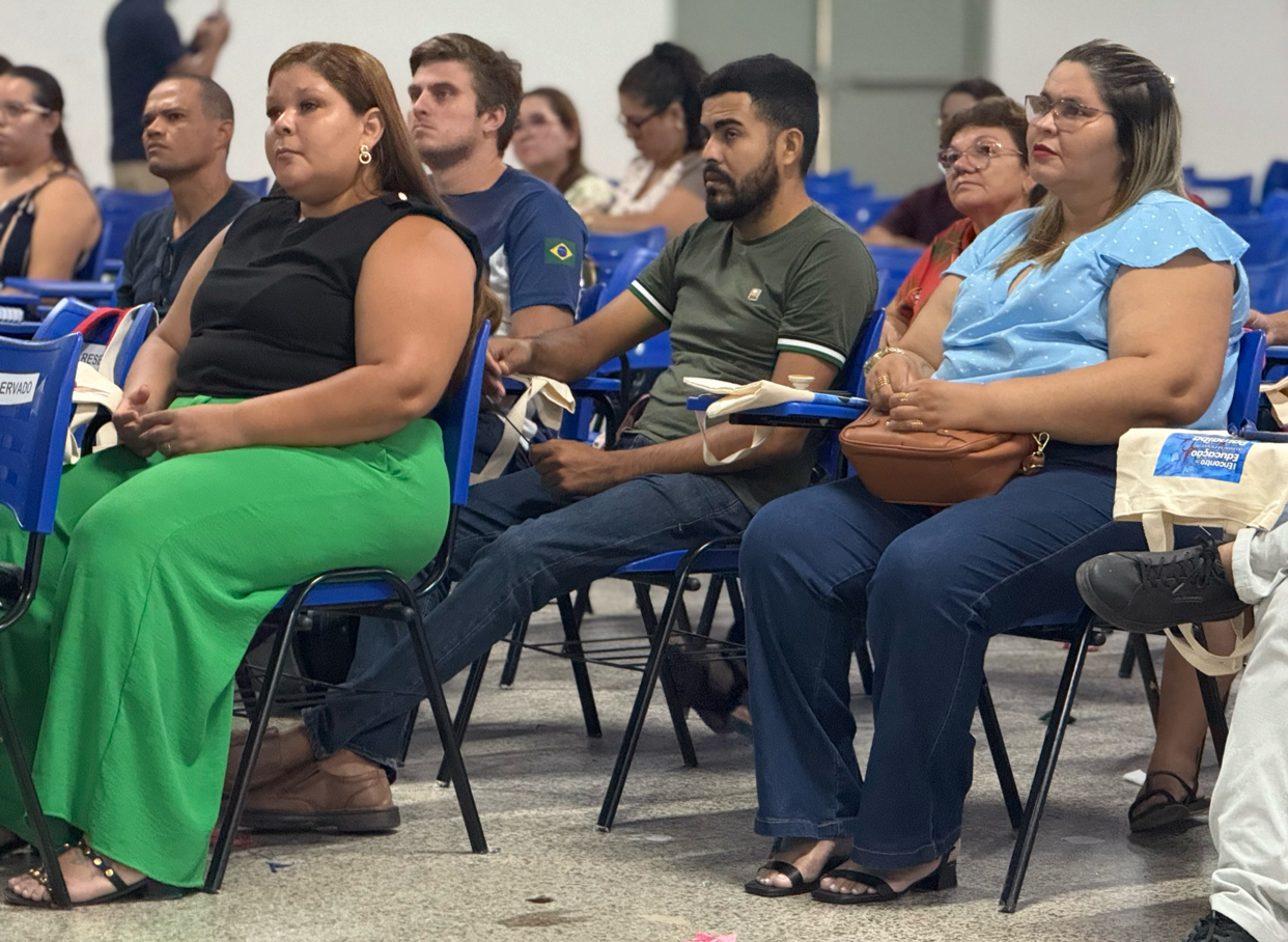Prefeitura de Parnaíba realiza formação para equipes de apoio técnico e  administrativo escolar